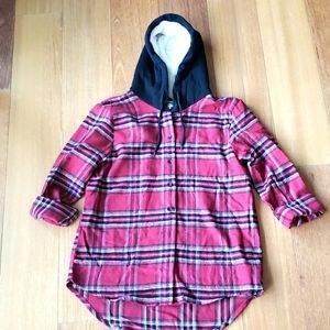 Plaid shirt with button roll up sleeves. Size medium. Hood is fleece lined.